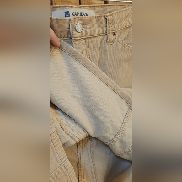 GUC | GAP Vintage Tan Corduroy Midi A-Line Skirt - Picture 5 of 7